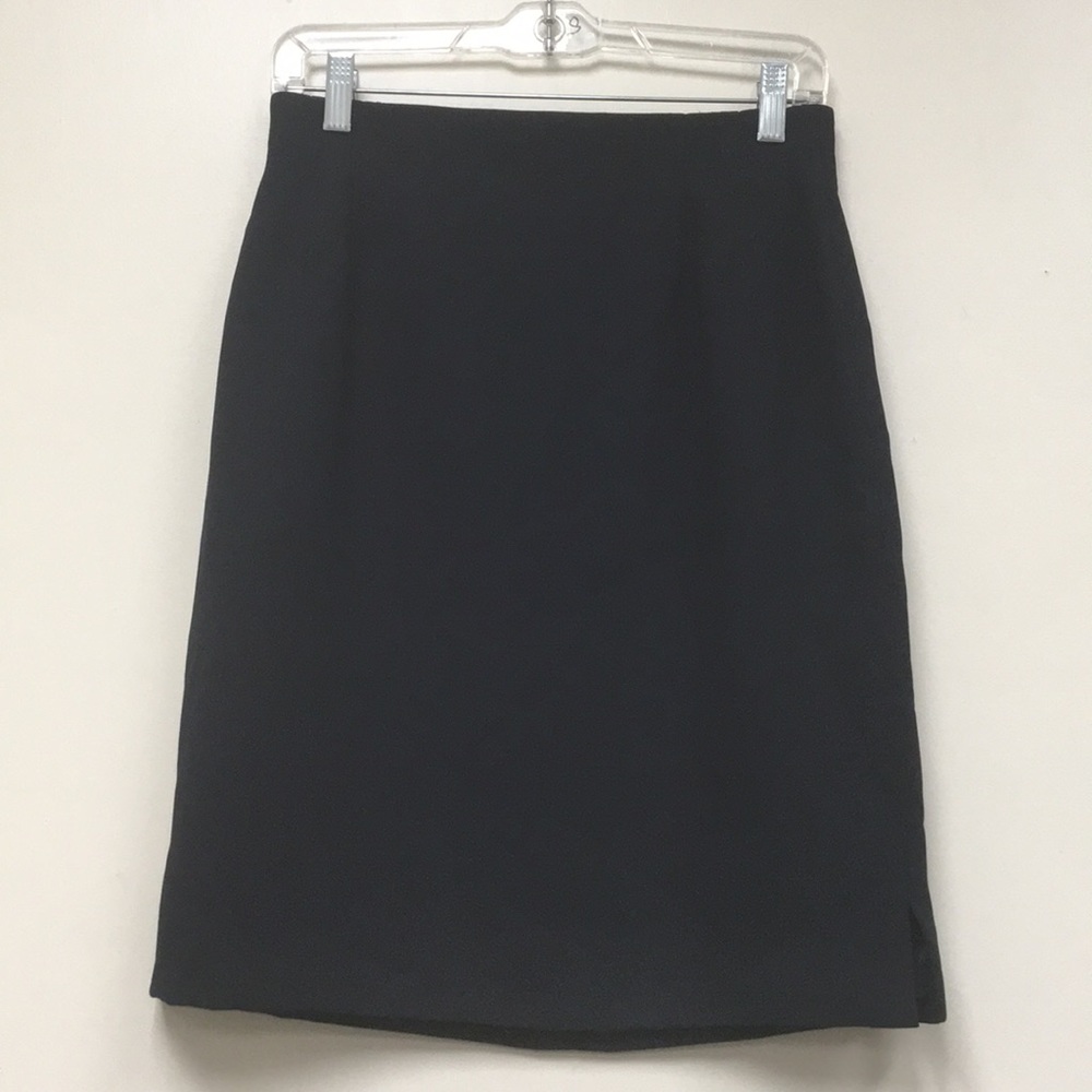 ⛔️REDUCED⛔️ NWT Liz Claiborne Collection Skirt